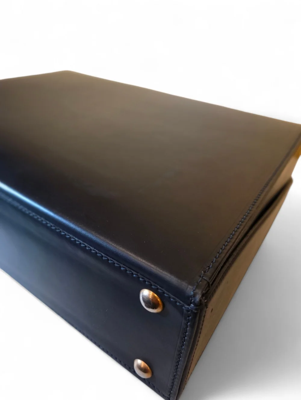 GUCCI Vintage Briefcase Classic Black Leather Sleek Trunk Business Bag Unisex - Picture 7 of 12